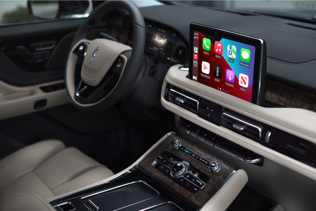 The interior of a Lincoln Aviator® SUV is shown with emphasis on the center touchscreen | Lincoln Demo 2 in Wooster OH