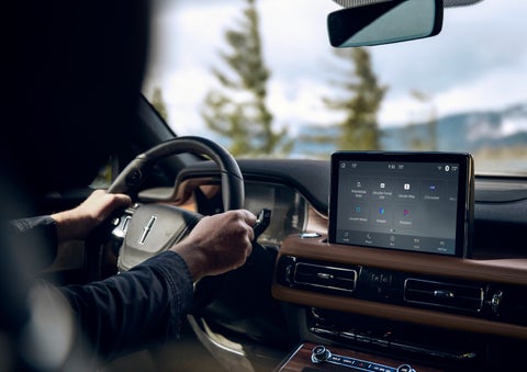 The center touch screen in a 2024 Lincoln Aviator® SUV is shown | Lincoln Demo 2 in Wooster OH
